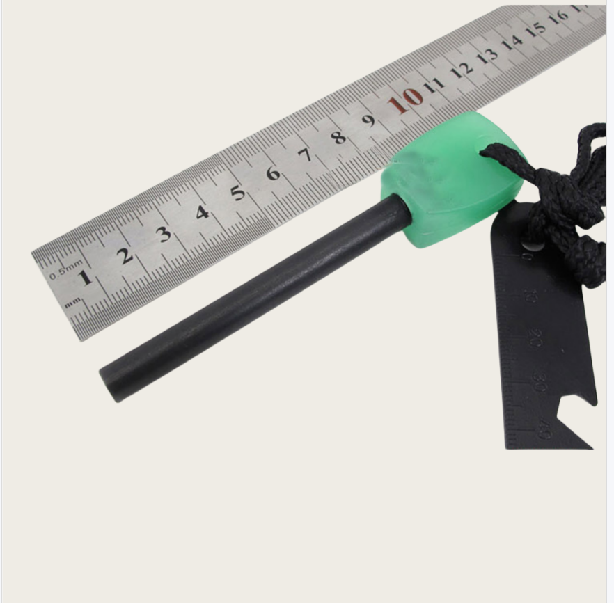 Bushcraft Outdoor Luminous Lar - Fire Starter Flint recensione e prezzo