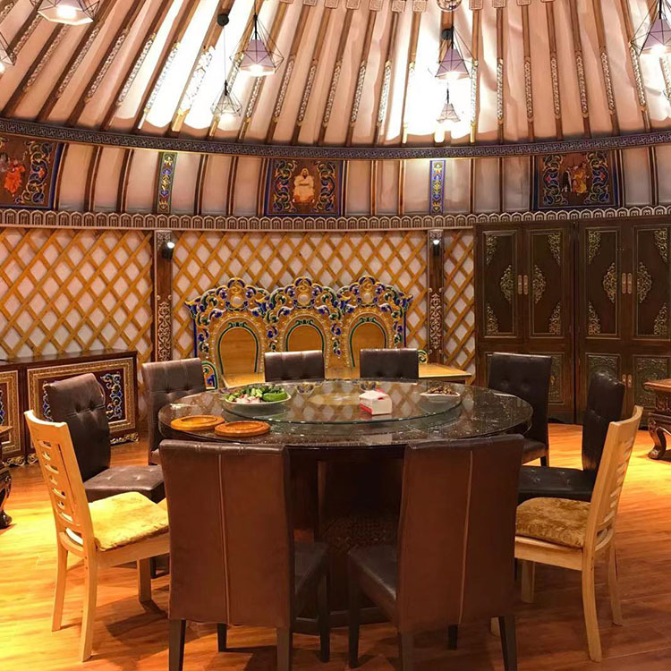 Mongolian To Live and Dome Igl - Outdoor Yurt Camping recensione e prezzo