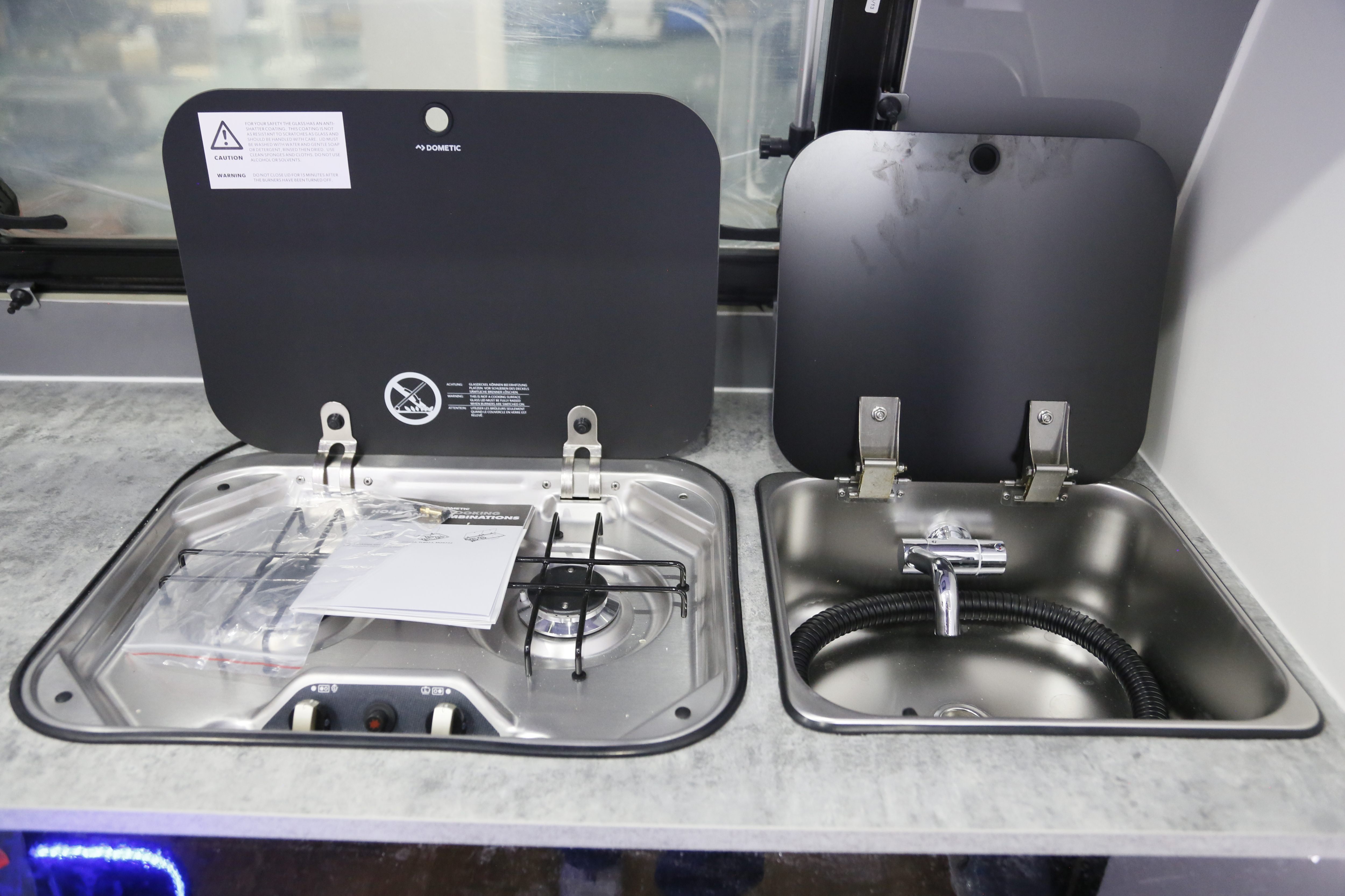 Off-Road Camper Trailer with F - Outdoor Camping Australia recensione e prezzo